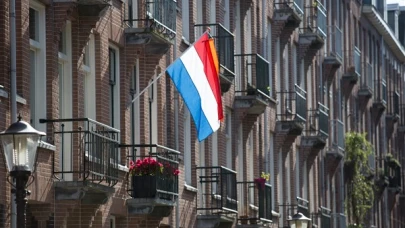 Hollanda Dışişleri Bakanı, Suriye'de Kalıcı Barış ve Ateşkes İçin Çağrıları Destekliyor.