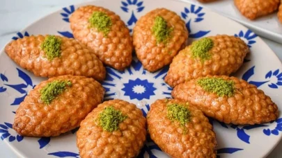 Kıyır kıyır kalburabastı tarifi! Misafirlerinizi büyüleyecek kalburabastı nasıl yapılır?