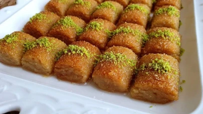 Kesme İrmik Tatlısı: Bir Lokum Misafirlerinizi Büyüleyecek!