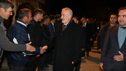 Başkan Başdeğirmen, Sarımehmetler Mahallesi sakinlerini ziyaret etti.