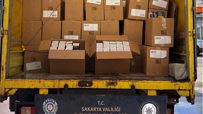 Sakarya'da Gümrük Kaçağı Operasyonu: Binlerce Liralık Kaçak Mal Ele Geçirildi
