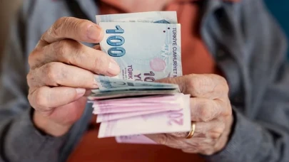 Emekli Maaşlarına Yapılan Zam Farkları 4 Şubat'ta Ödenecek