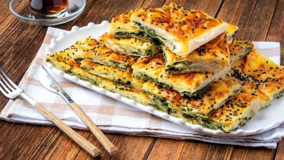 Sahur İçin Pratik ve Lezzetli Börek Tarifi | 5 Dakikada Hazırlanan Gün Boyu Tok Tutan Sahur Böreği!