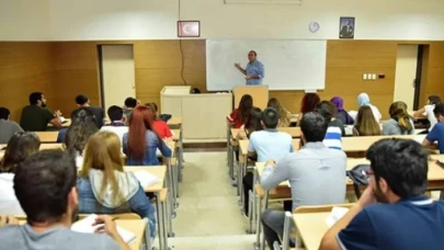 Yükseköğrencilere müjde: Yeni üniversite öğrenci affı kimleri kapsayacak?