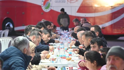 Kepez Belediyesi, Beşkonaklılar’da Ramazan ayında binlerce kişiye iftar verdi