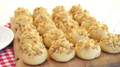 Bu kurabiye tarifiyle misafirlerinizi hayrete düşüreceksiniz! Sadece 5 dakikada hazır oluyor