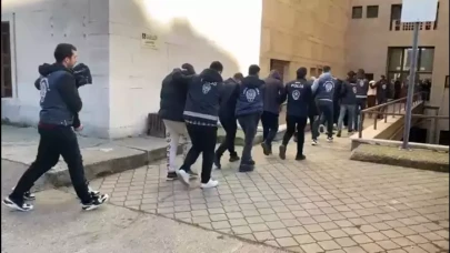 Bursa'da düzenlenen yasa dışı bahis operasyonunda 4 kişi tutuklandı