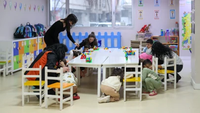 Buca'da miniklere deprem eğitimi başarıyla tamamlandı