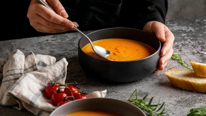 İlaç niyetine içiliyor! Bu çorbayı böyle pişiren hastane yüzü görmüyor