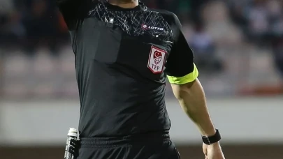 Trabzonspor - Fenerbahçe Maçı Hakem Ataması Belli Oldu mu? Türk Hakem Mi Görev Alacak?