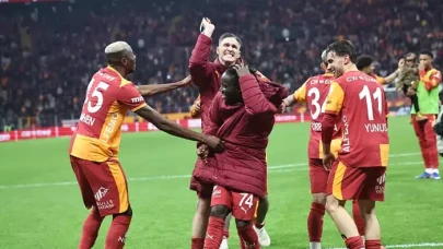 Galatasaray'ın soyunma odasında çıkan yangın paniğe sebep oldu!