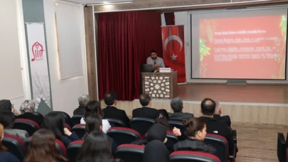 Siirt’te “Nevruz” konulu konferans düzenlendi