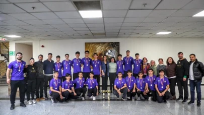 Diyarbakır'ın Gurur Kaynağı: Kayapınar Belediyespor Takımları İl Şampiyonluğunu Kazandı!