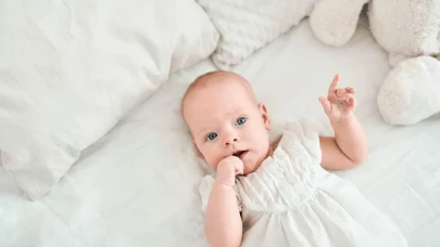 Bebeğin emmek istememesi durumunda nasıl beslenir? İşte başarılı yöntemler