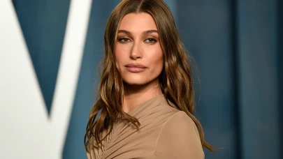 Kozmetik devi E.l.f. Beauty, ünlü model Hailey Bieber'ın Rhode markasını 1 milyar dolara satın aldı!