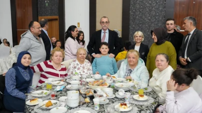 Beşikcioğlu, Özel Gereksinimli Vatandaşlarla İftar Yemeğinde Bir Araya Geldi