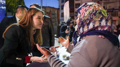 Başkan Vekili Özdemir, Elmalı ilçesinde Kadir Gecesi'ni İlçe Halkı ile Birlikte Kutladı
