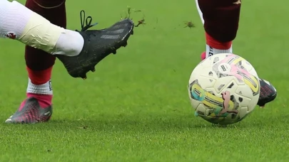 Bugün UEFA Şampiyonlar Ligi heyecanı devam ediyor! 10 Mart Salı günü hangi maçlar var merak edenler için detaylar burada!