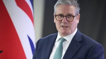 Starmer: Rusya'nın gizli filosuna karşı önlem alınıyor