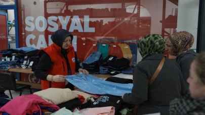 Düzce'de 1800 çocuğa bayramlık kıyafetler dağıtılmaya başlandı