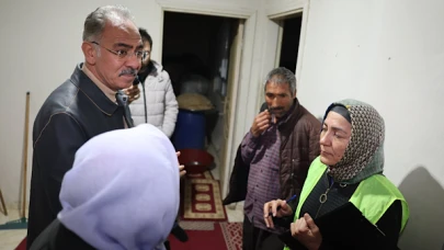 Başkan Kuş, Eyyübiye ilçesinde vatandaşları evlerinde ziyaret etti!
