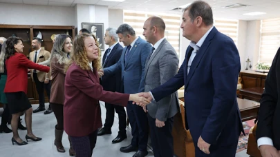 Marmaris'te Çalışanlar Bayramlaşarak Bir Araya Geldi