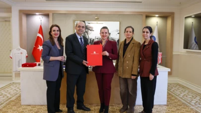 Başkan Yardımcısı Özdemir'in Başkan Yılmaz ile Protokol İmzalama Töreni Gerçekleştirildi