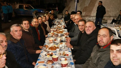 Türkkuyusu Mahallesi'nde Unutulmaz Bir Sahur Yemeği Organize Edildi