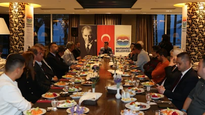 Başkan Ünlü, Marmaris'te Gazetecilerle İftar Yemeğinde Buluştu