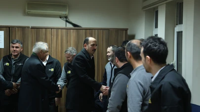 Başkan Altay, Meram otobüs ve itfaiye teşkilatını ziyaret etti