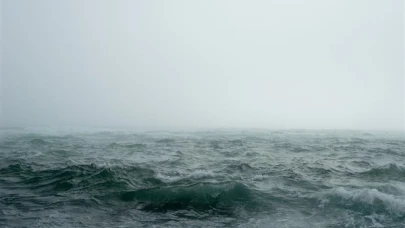 Meteoroloji Genel Müdürlüğü tarafından yapılan açıklamaya göre, denizlerde etkili olması beklenen fırtına nedeniyle denizciler uyarıldı. Herkesin dikkatli olması gereken bu durumla ilgili detaylar açıklandı.