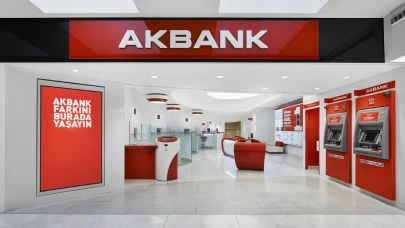 Akbank, Artı Para Limitlerini Yükseltti: Anında Nakit İhtiyacı Olanlara Faizsiz 50.000 TL imkanı sağlıyor