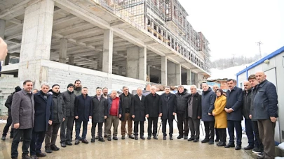 Başkan Genç: Pazar Yeri ile Gençlik Merkezi, Ağustos Ayında Hizmete Girecek!