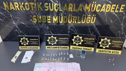 Sakarya'da polisin düzenlediği operasyonda uyuşturucu çetesine darbe!