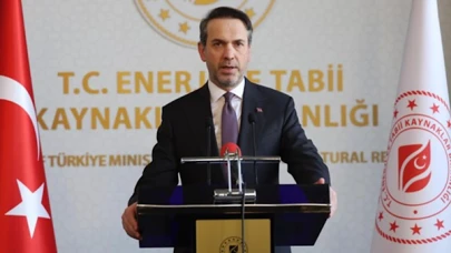 Bayraktar: Türkiye, uluslararası yatırımcılar için güvenilir bir destinasyon haline geliyor