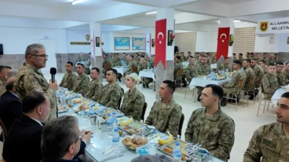 Orgeneral Tokel, Kuzey Kıbrıs Türk Cumhuriyeti'nde çeşitli inceleme ve ziyaretlerde bulundu