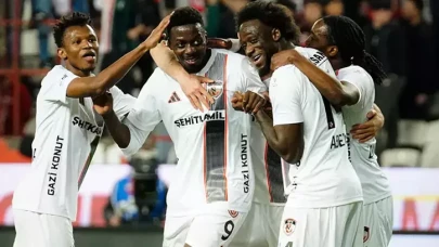 Gaziantep FK, Antalyaspor'u 4-1 yenerek galibiyet serisine başladı!