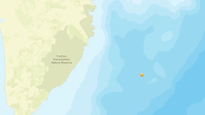 Rusya'nın Vladivostok şehrinde meydana gelen deprem paniğe yol açtı!