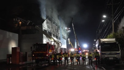 Güney Kore'de meydana gelen fabrika yangınında 11 kişi yaşamını yitirdi!