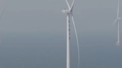 Çin'in en derin deniz rüzgar enerjisi santrali hizmete girdi