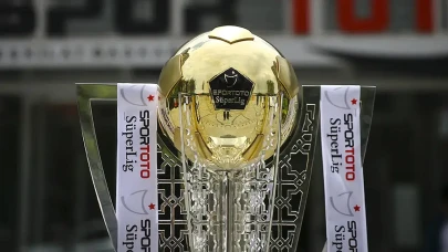 2025-2026 Futbol Sezonu Şampiyonu İçin Açıklanan Dev Ödül Tutarı Göz Kamaştırıyor!