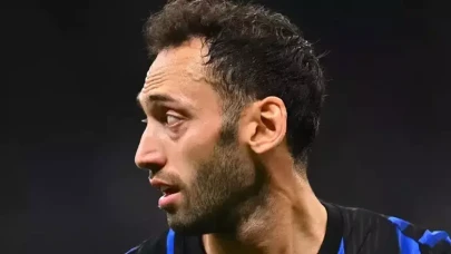 Hakan Çalhanoğlu'nun muhteşem performansıyla Inter, sürpriz bir zafer elde etti ve Como'yu darmadağın etti!