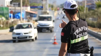 Polis Akademisi'nde eğitim gören 10 bin polisin mezuniyet tarihi erkene alındı.