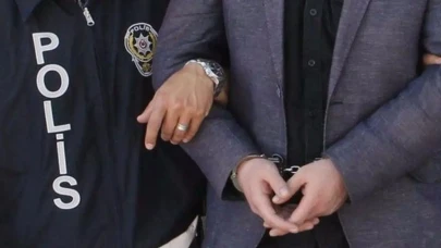 Melih Turgut'un cezaevinde olma sebebi, yolsuzluk suçundan hüküm giymesidir. Mahkeme tarafından verilen kararla Melih Turgut, 5 yıl hapis cezasına çarptırıldı.