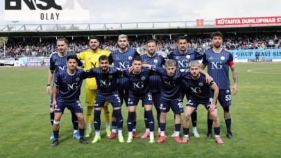 Kütahyaspor, Bornova 1877'yi 2-0 yenerek şampiyonluk ipini göğüsledi