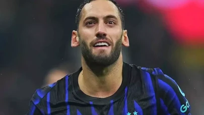 İtalya'da Türk Futbolcusu Hakan Çalhanoğlu Parladı, Inter Roma'yı Ezdi Geçti!