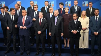 Trump'ın NATO Ülkelerini 'Sadıklar' ve 'Hayırsızlar' Olarak Ayırdığı Tartışma Günlerdir Sürüyor: Türkiye'nin Yeri Ne?