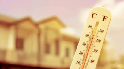 Afrika Sıcakları Türkiye'yi Esir Aldı: Perşembe Günü Termometreler Kızacak! İşte 30 Dereceyi Aşacak İller Listesi