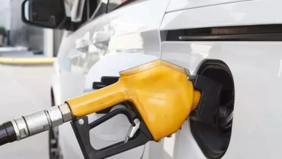 7 Nisan 2026'da yapılması planlanan akaryakıt zammı iptal edildi! Yeni güncel benzin ve motorin fiyatları belli oldu, işte detaylar...