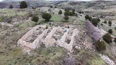 Karadeniz'in zirvesindeki esrarengiz miras: 2 bin 100 yıllık Zeus tapınağı restore edilmeyi bekliyor
